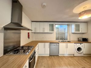 Photo 23- click for photo gallery